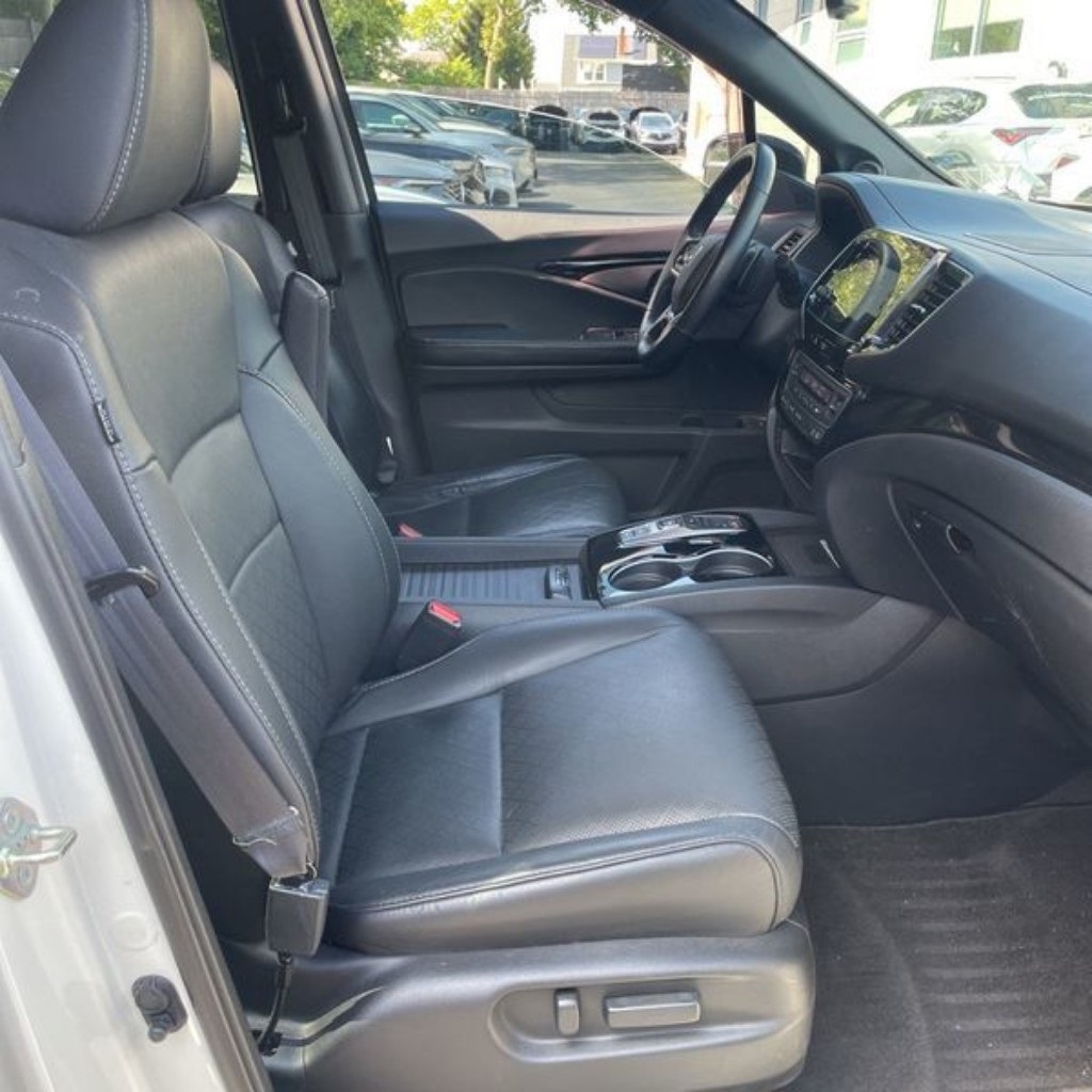 2019 Honda Passport Elite photo 9
