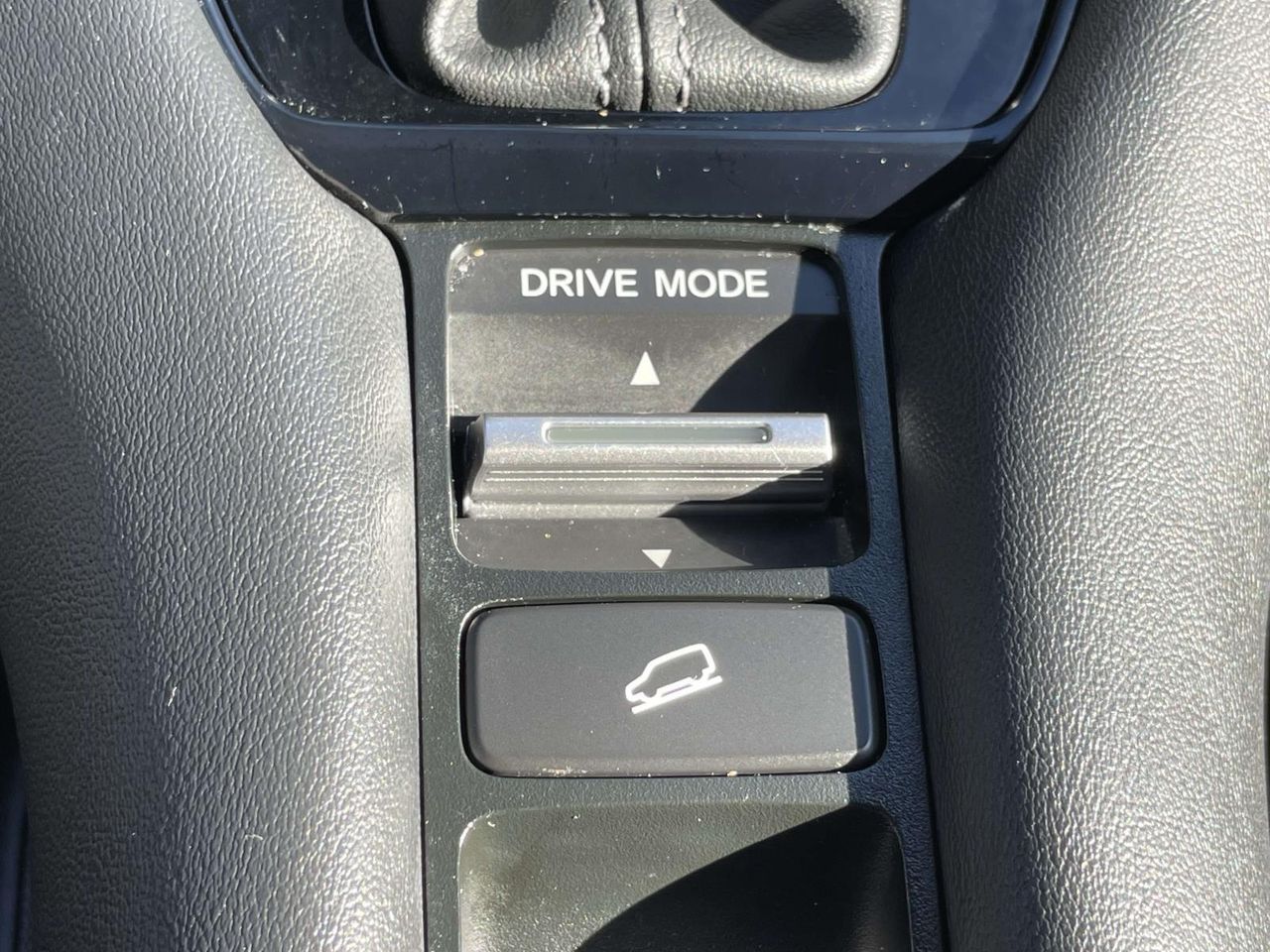 2023 Honda HR-V LX photo 24