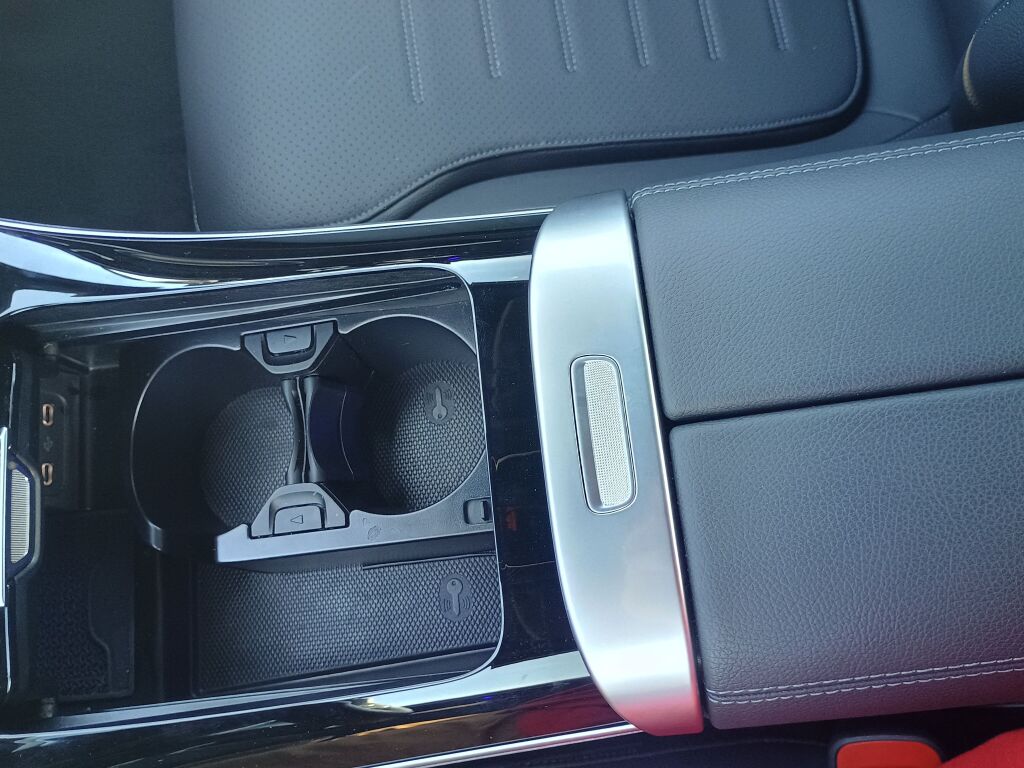 2025 Mercedes Benz C 300 4MATIC photo 15