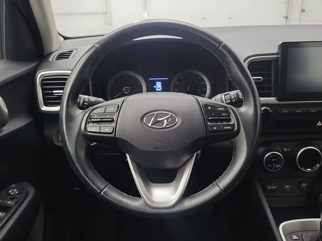 2021 Hyundai Venue SEL Denim photo 12