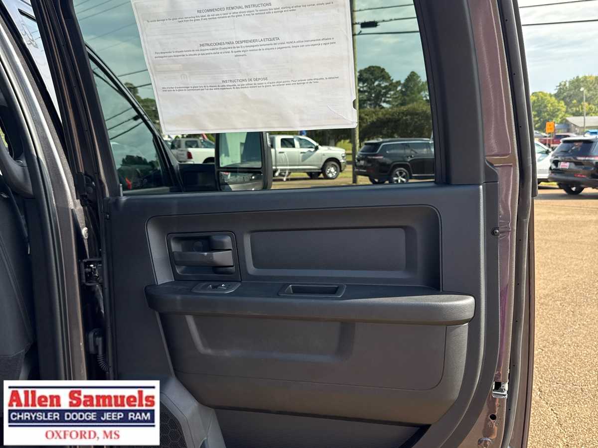 2026 Ram 3500 Tradesman photo 21