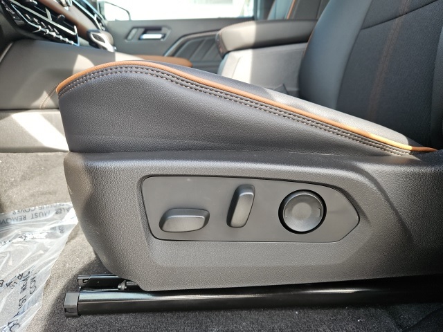 2026 Gmc Canyon AT4 photo 22