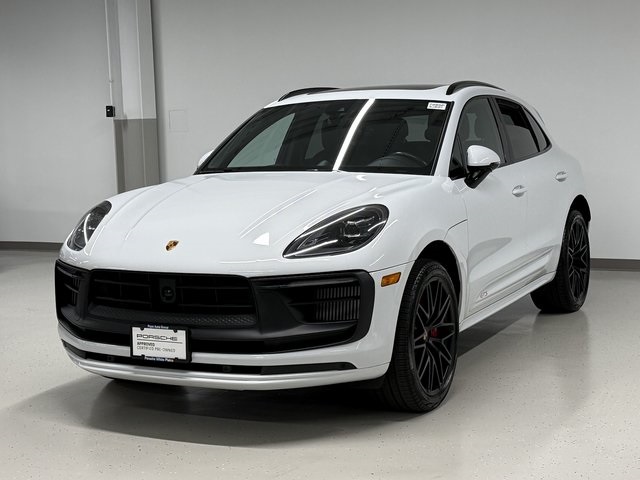 2023 Porsche Macan GTS's photo