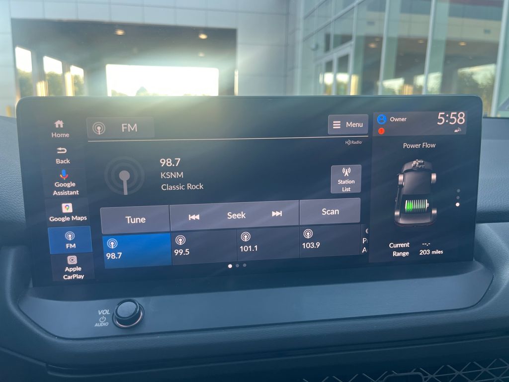 2024 Honda Accord Hybrid Touring photo 11