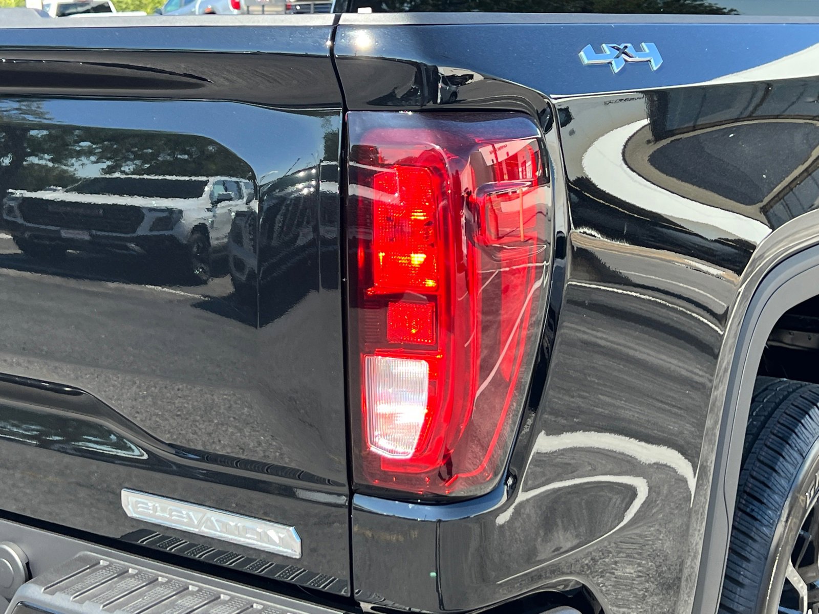 2026 Gmc Sierra 1500 Elevation photo 4