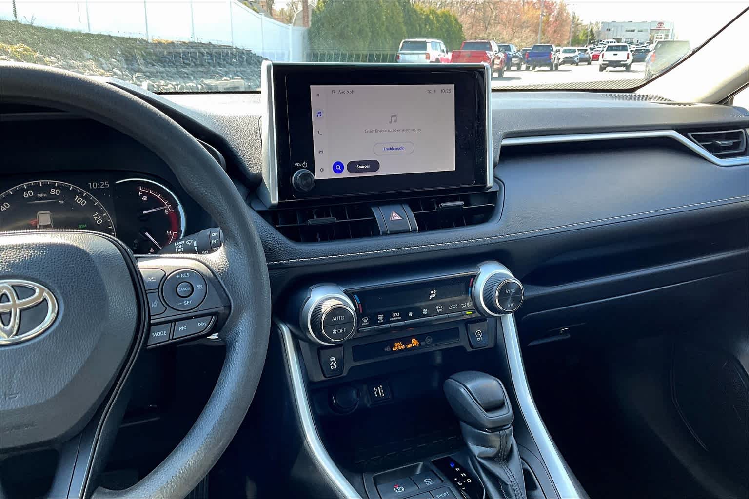 2023 Toyota RAV4 XLE photo 36