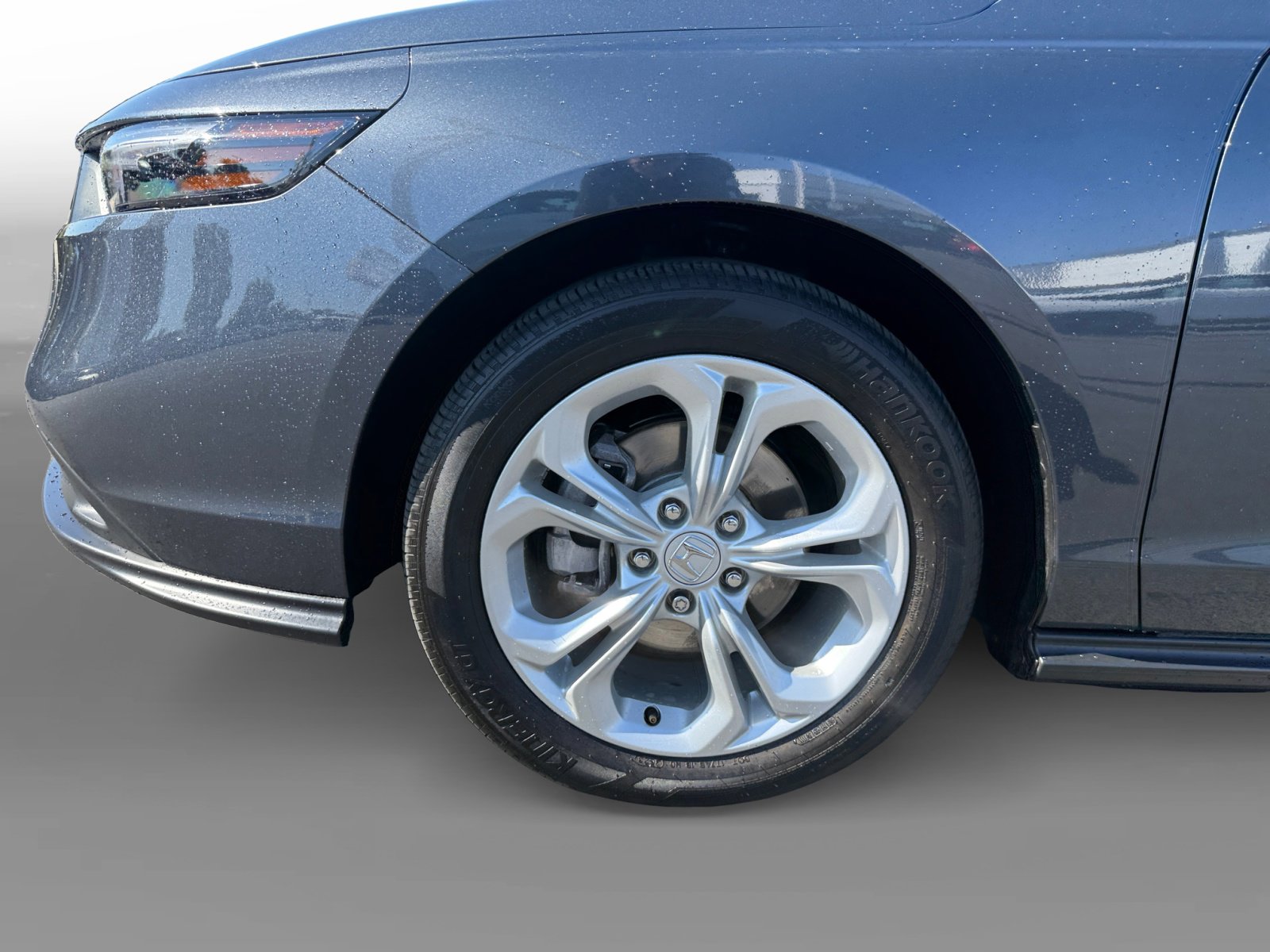 2024 Honda Accord LX photo 9