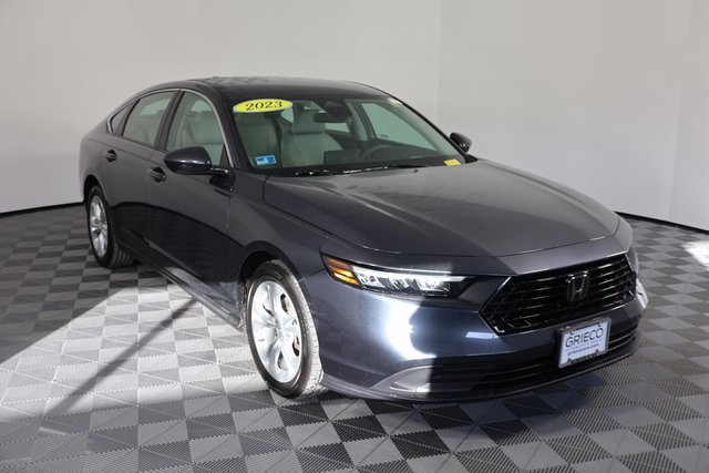 2023 Honda Accord LX's photo