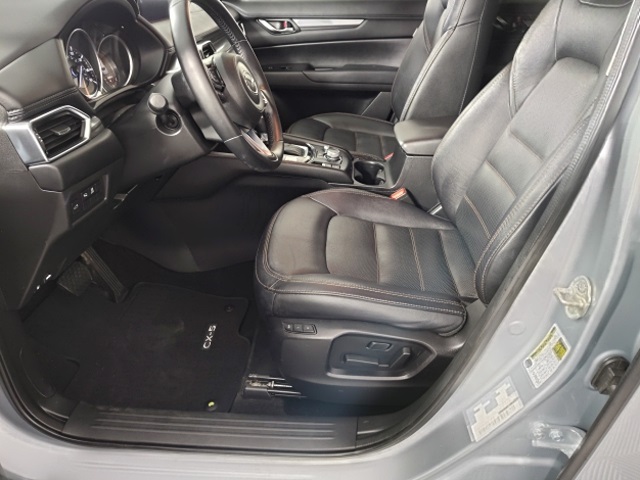 2021 Mazda CX-5 Touring photo 8