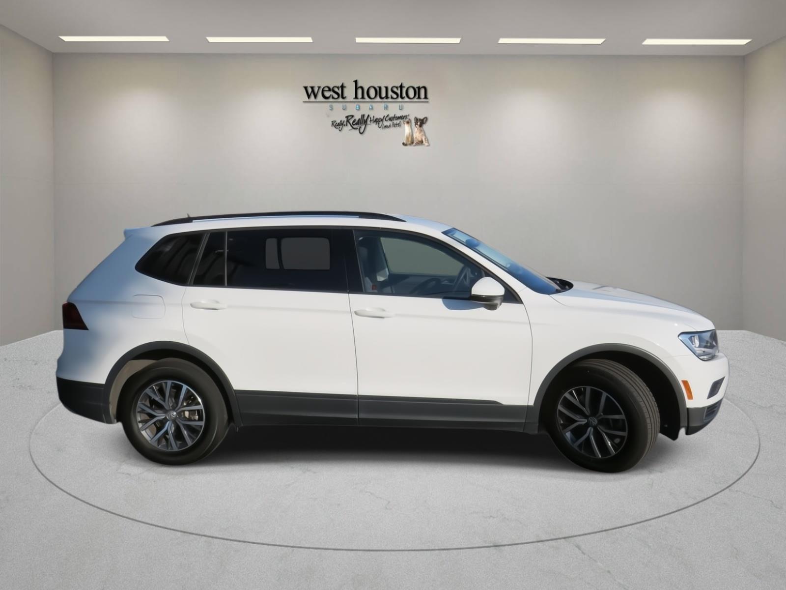 2021 Volkswagen Tiguan S photo 3