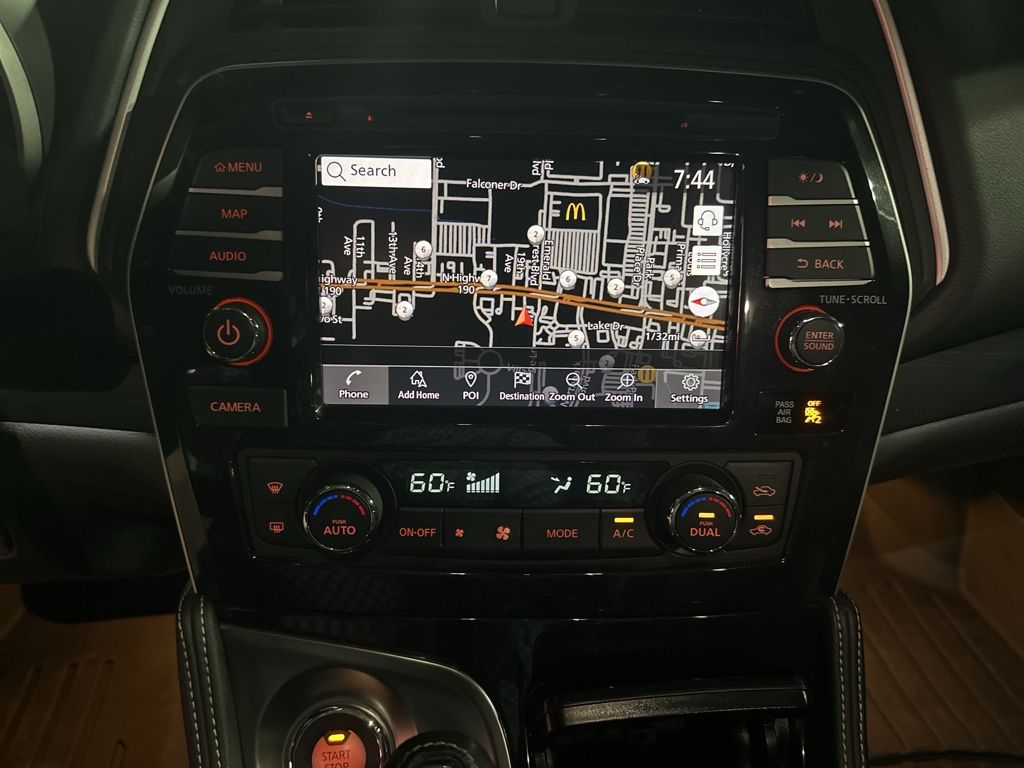 2023 Nissan Maxima Platinum photo 2