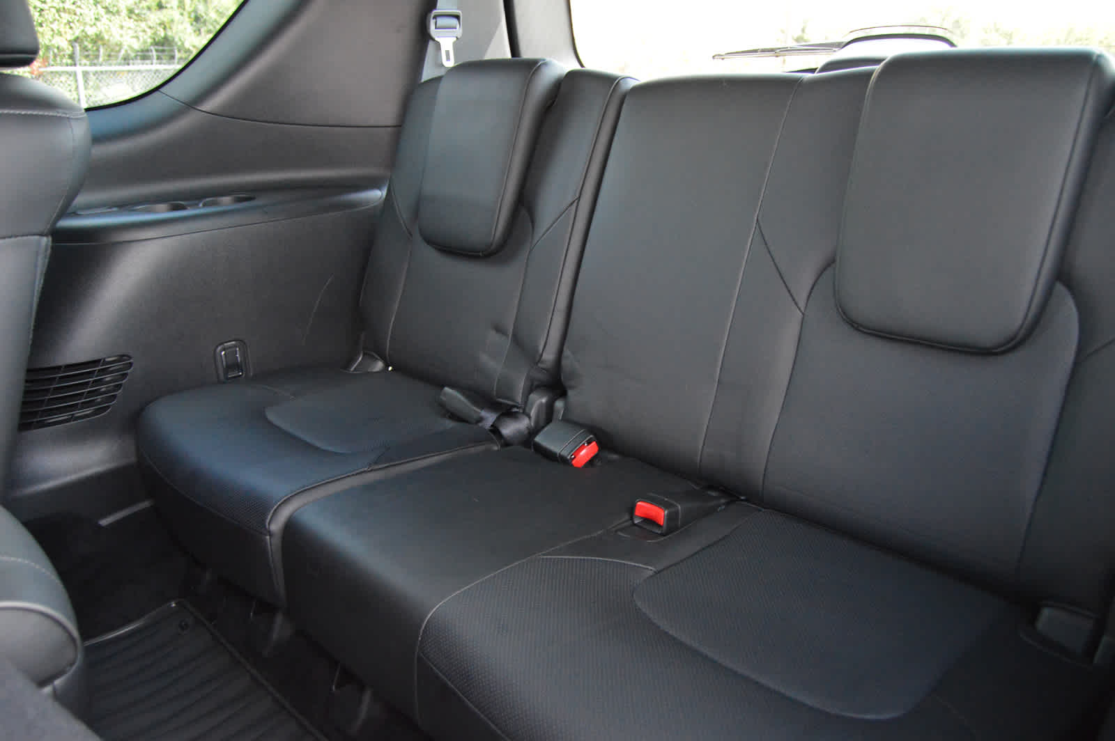 2022 Infiniti QX80 Sensory photo 25