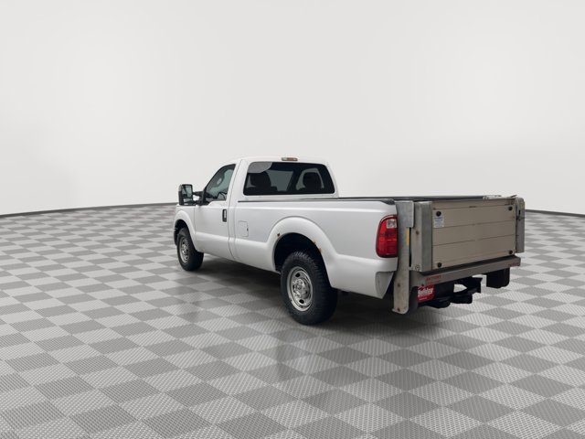 2016 Ford F-250 XL photo 2