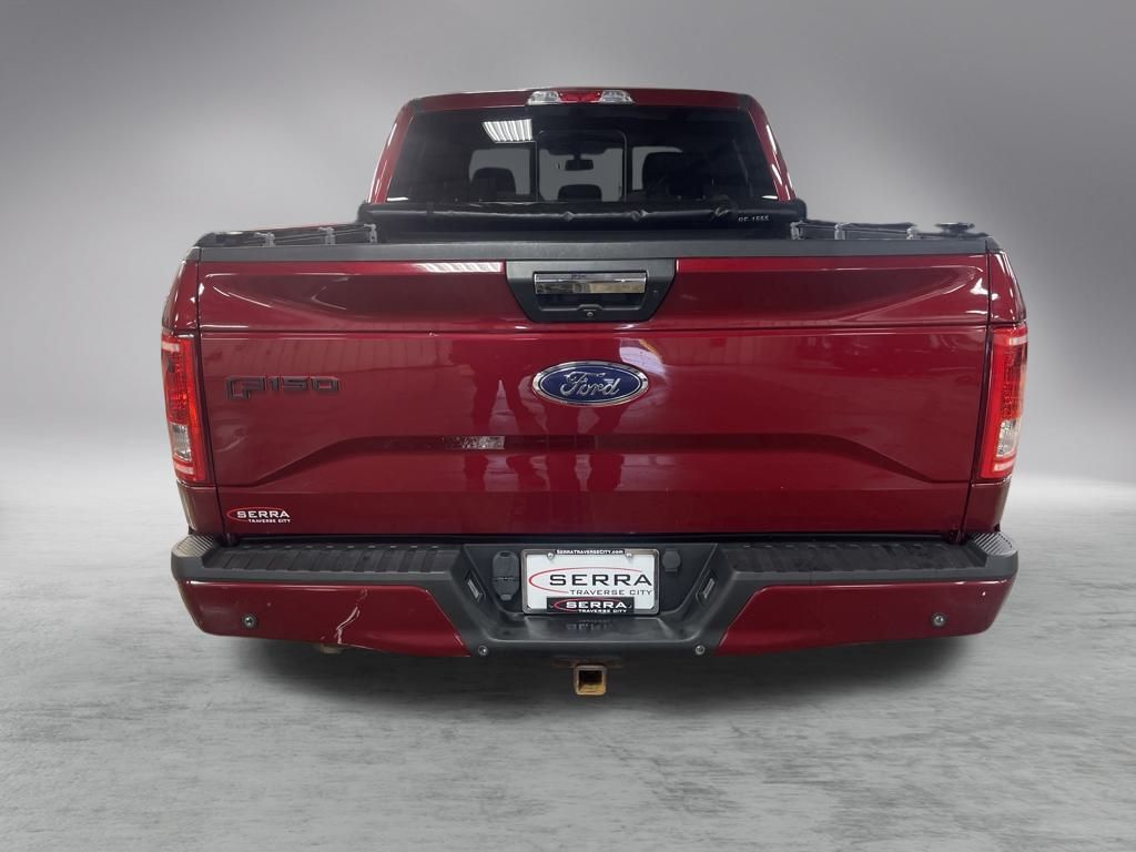 2016 Ford F-150 XLT photo 4