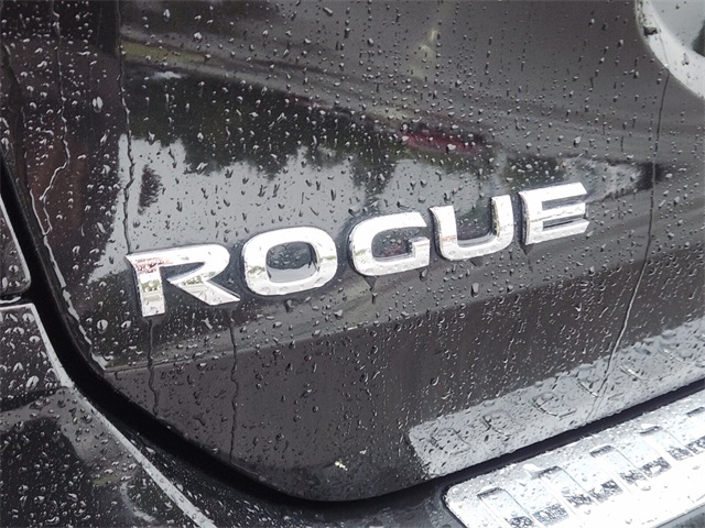 2019 Nissan Rogue S photo 15