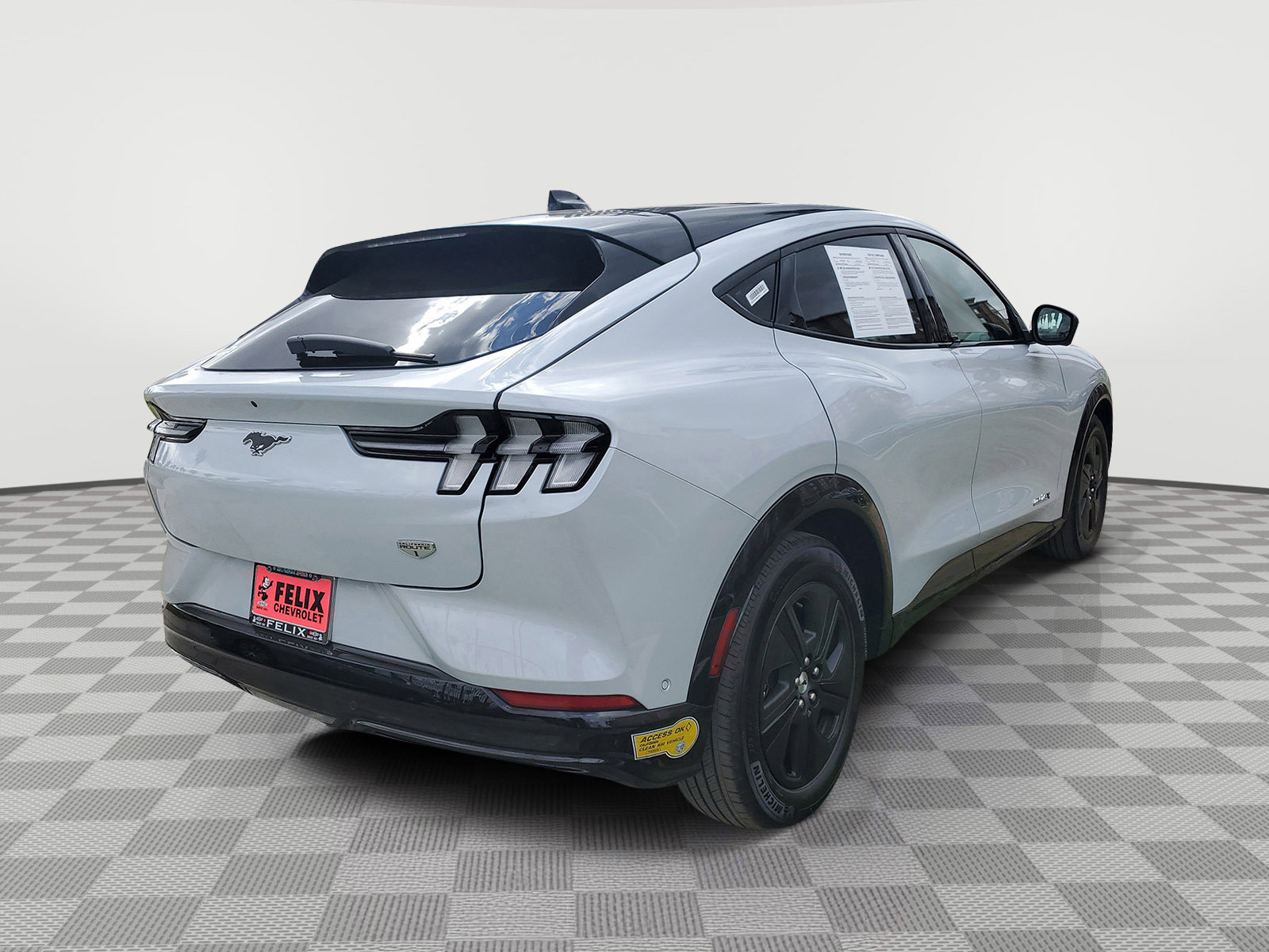 2022 Ford Mustang Mach-E California Route 1 photo 2