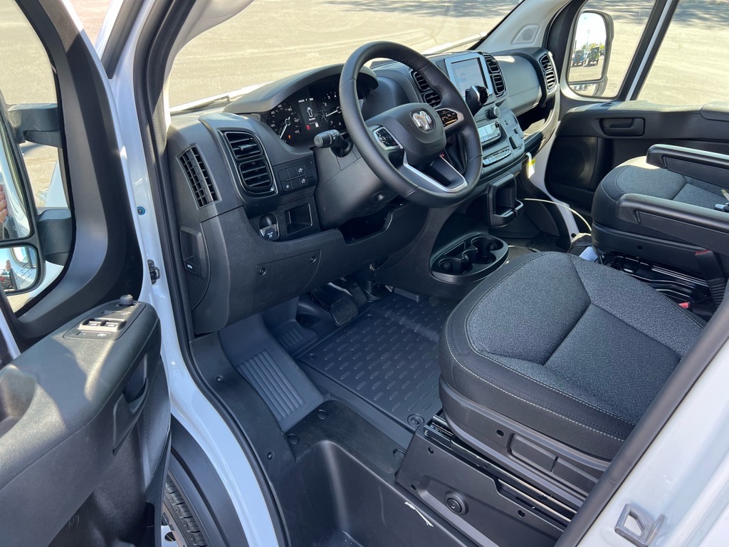 2025 Ram ProMaster 2500 photo 4