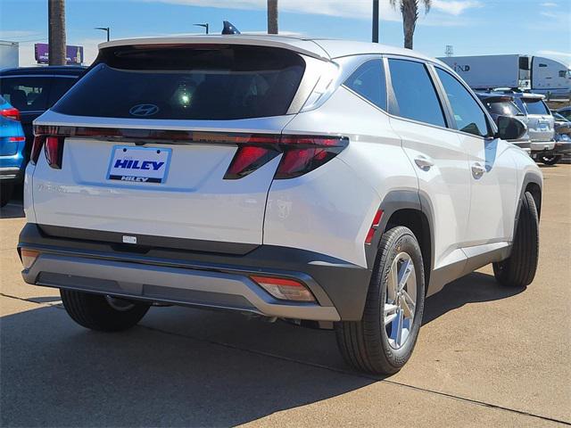 2026 Hyundai Tucson SE photo 3