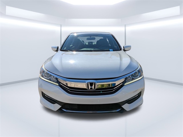2017 Honda Accord Sport photo 9