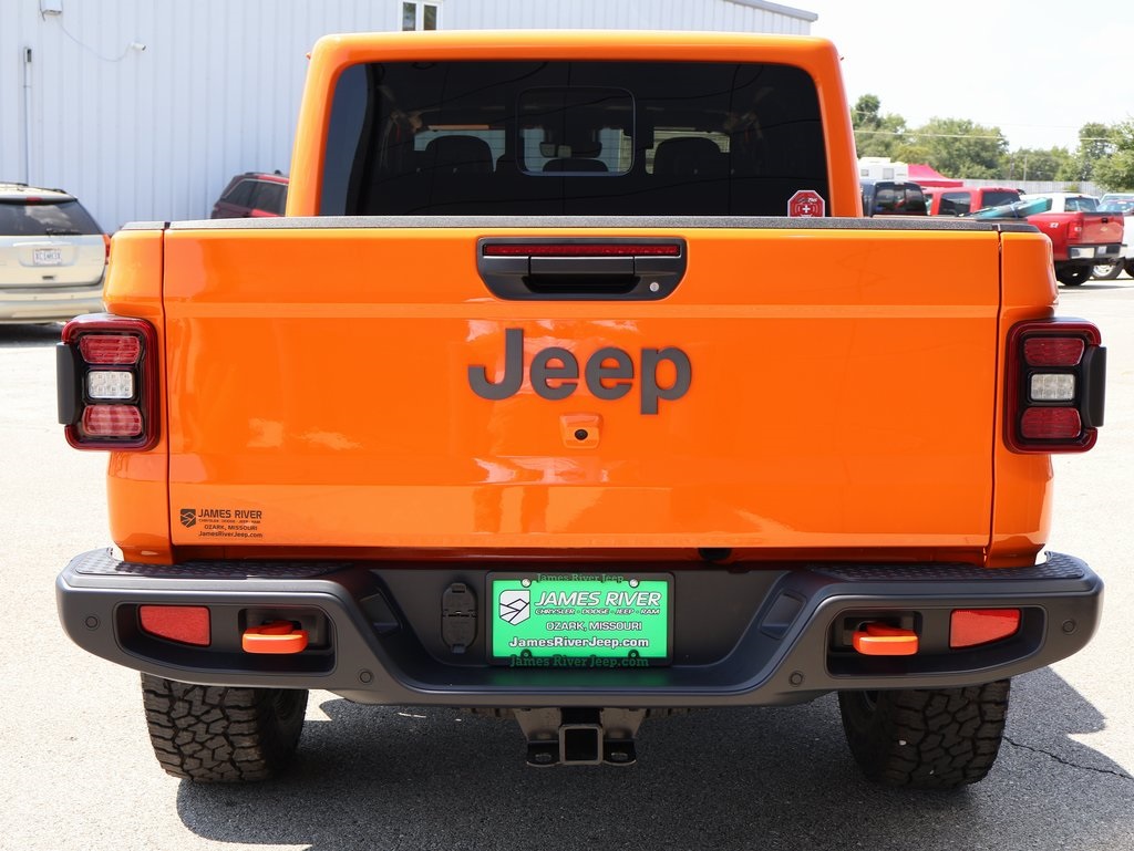 2025 Jeep Gladiator Mojave photo 3