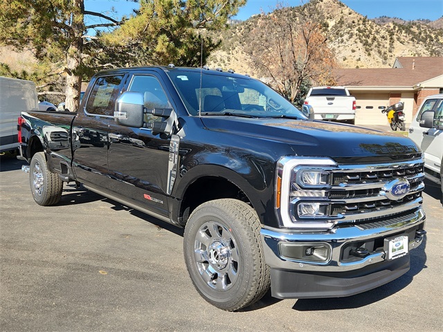 2026 Ford F-350 Super Duty King Ranch's photo