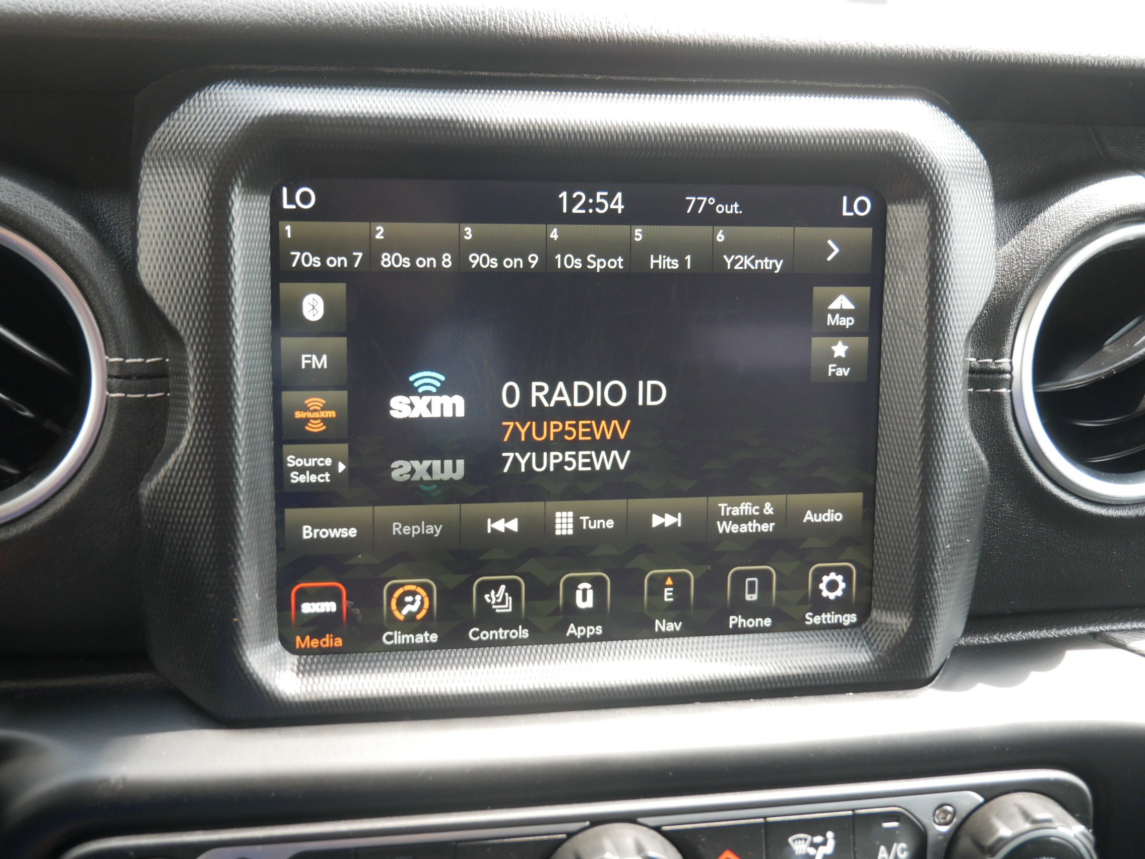 2022 Jeep Wrangler 4xe Unlimited Sahara photo 22