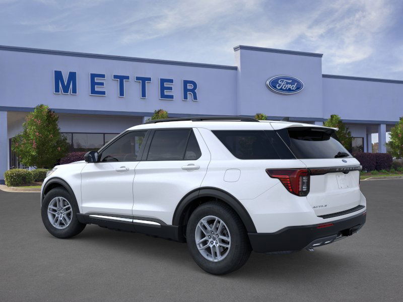 2025 Ford Explorer photo 3