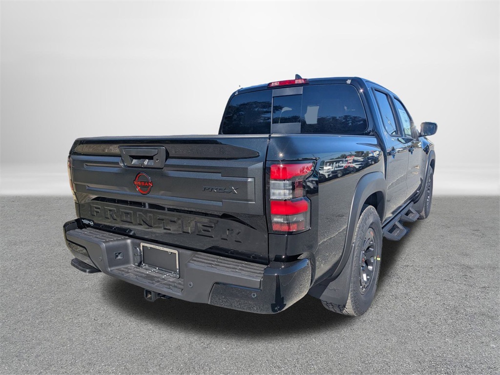 2026 Nissan Frontier PRO-X photo 3