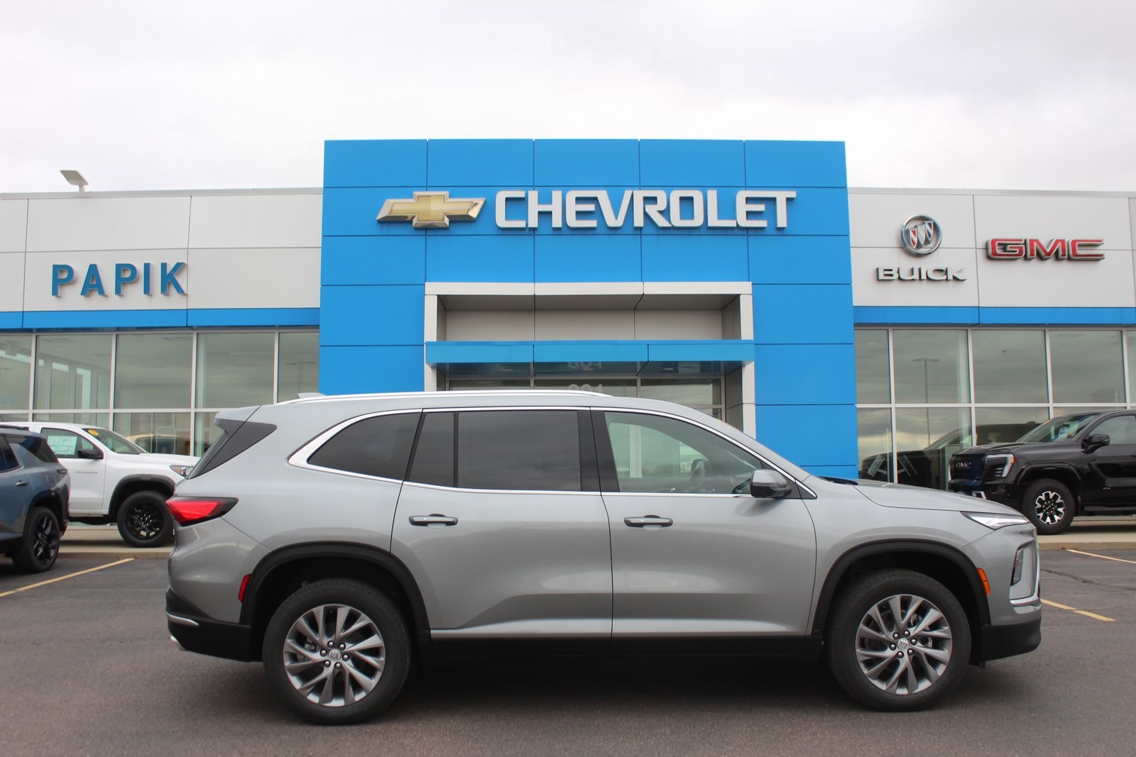 2026 Buick Enclave Preferred's photo