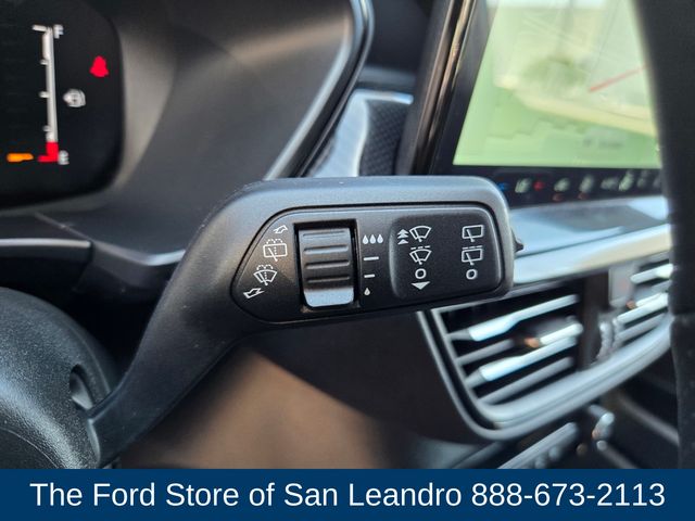 2025 Ford Escape ST-Line photo 21