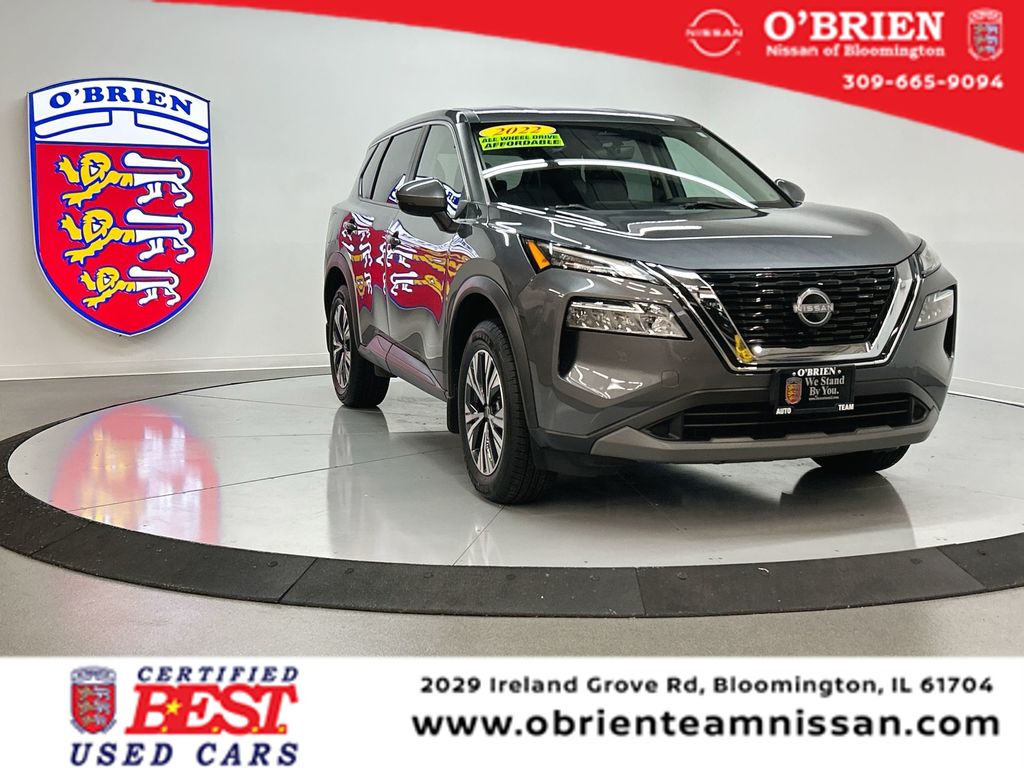 2022 Nissan Rogue SV's photo