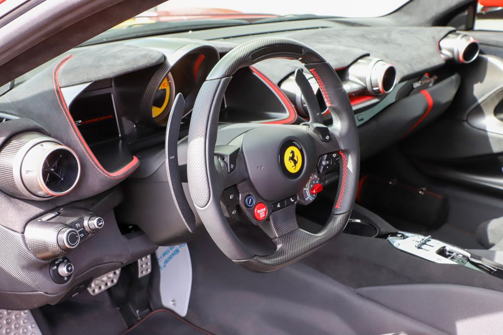 2023 Ferrari 812 Competizione photo 2