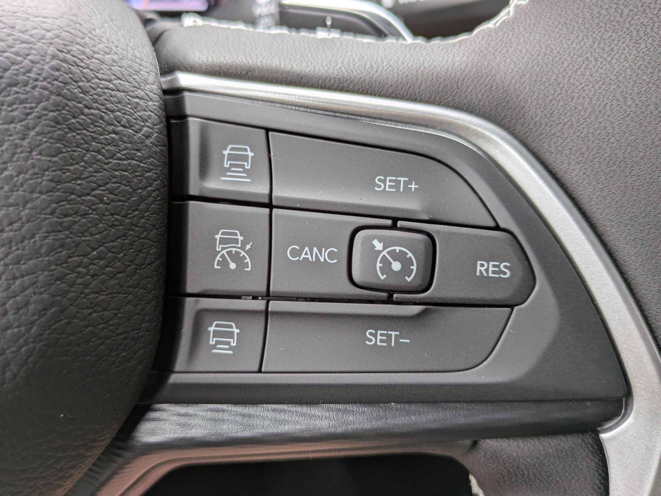 2025 Jeep Grand Cherokee Altitude photo 13