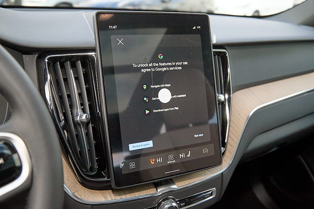 2026 VOLVO XC60 - Image 14