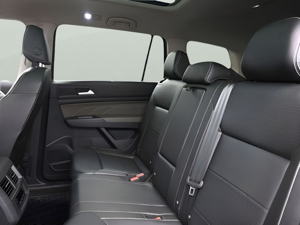 2022 Volkswagen Atlas SEL photo 10