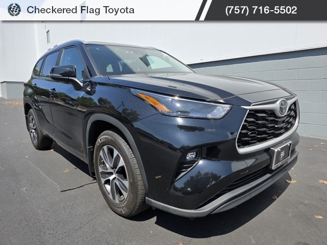 2023 Toyota Highlander XLE photo 11