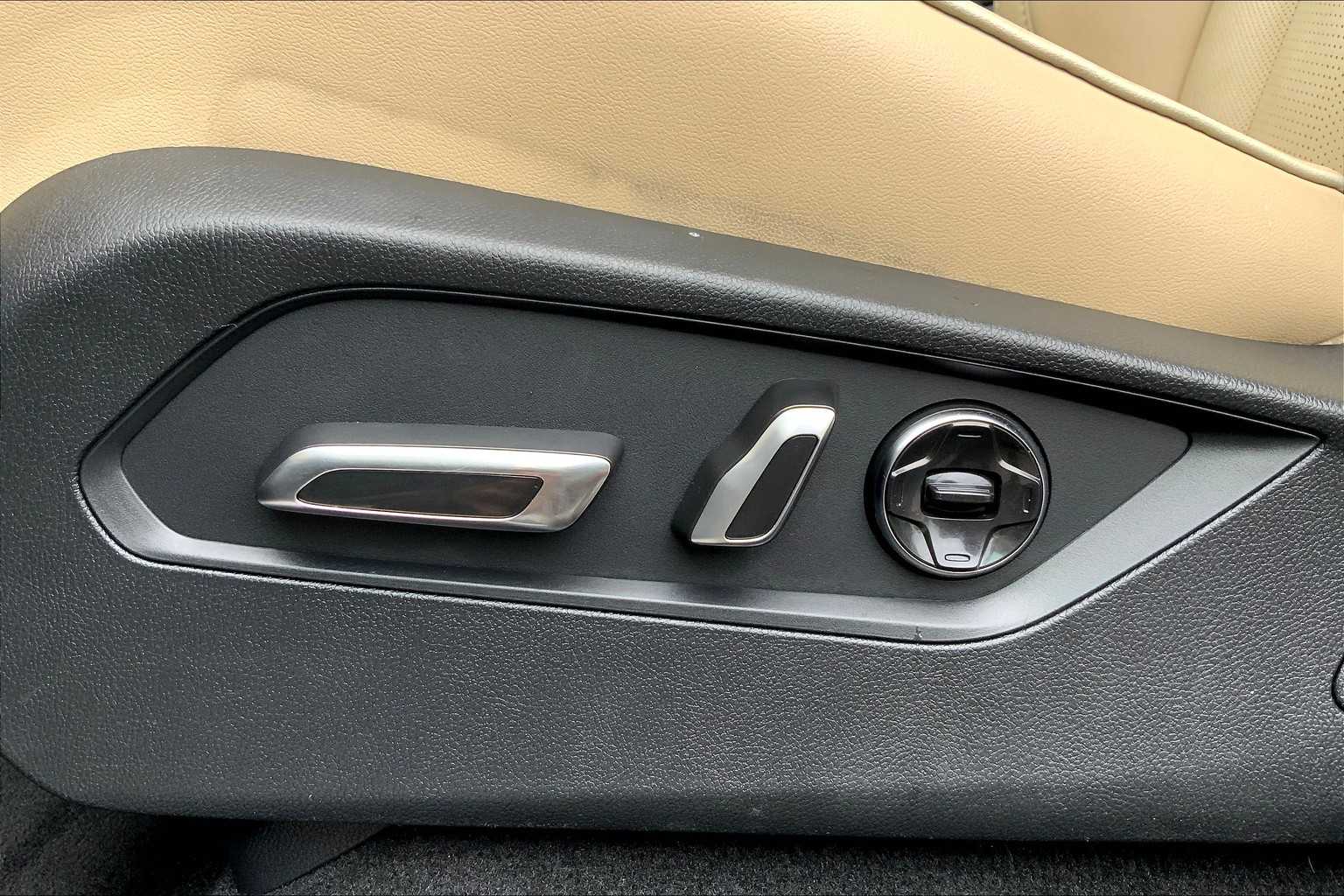 2024 Acura MDX SH-AWD Advance photo 33