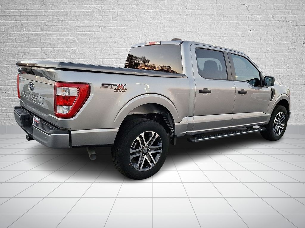 2023 Ford F-150 XL photo 4