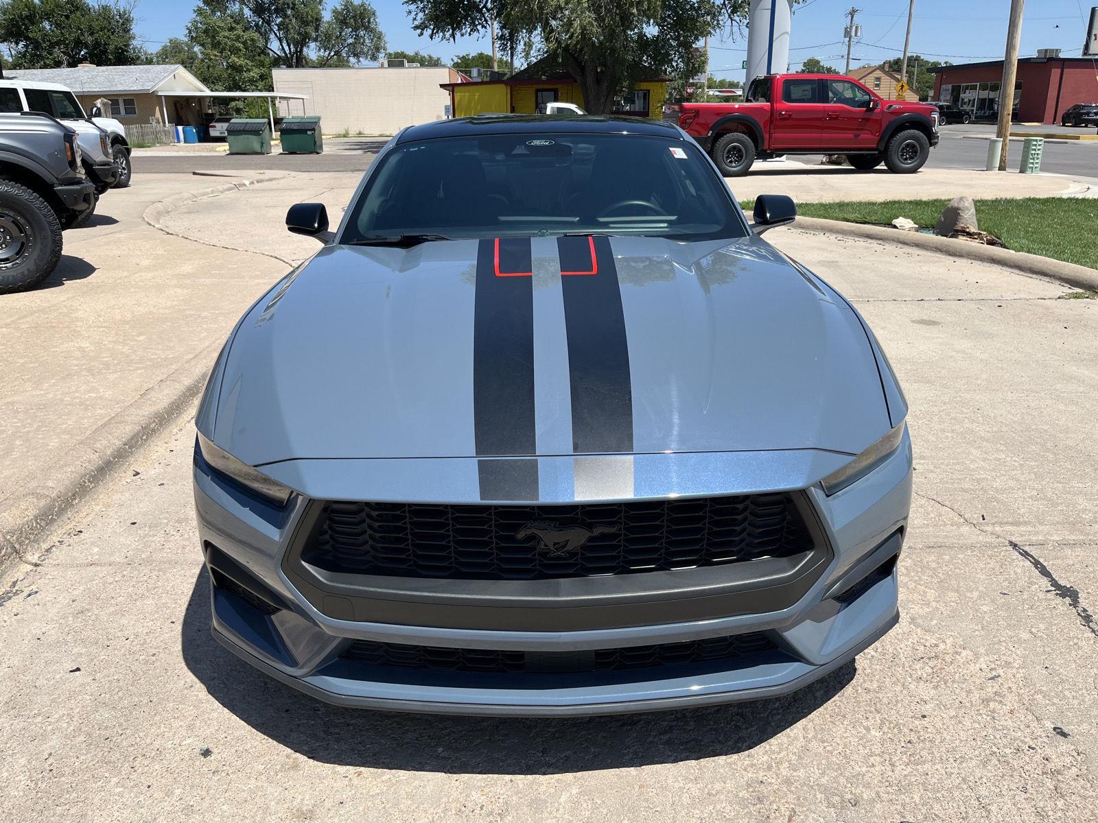 2024 Ford Mustang EcoBoost photo 3
