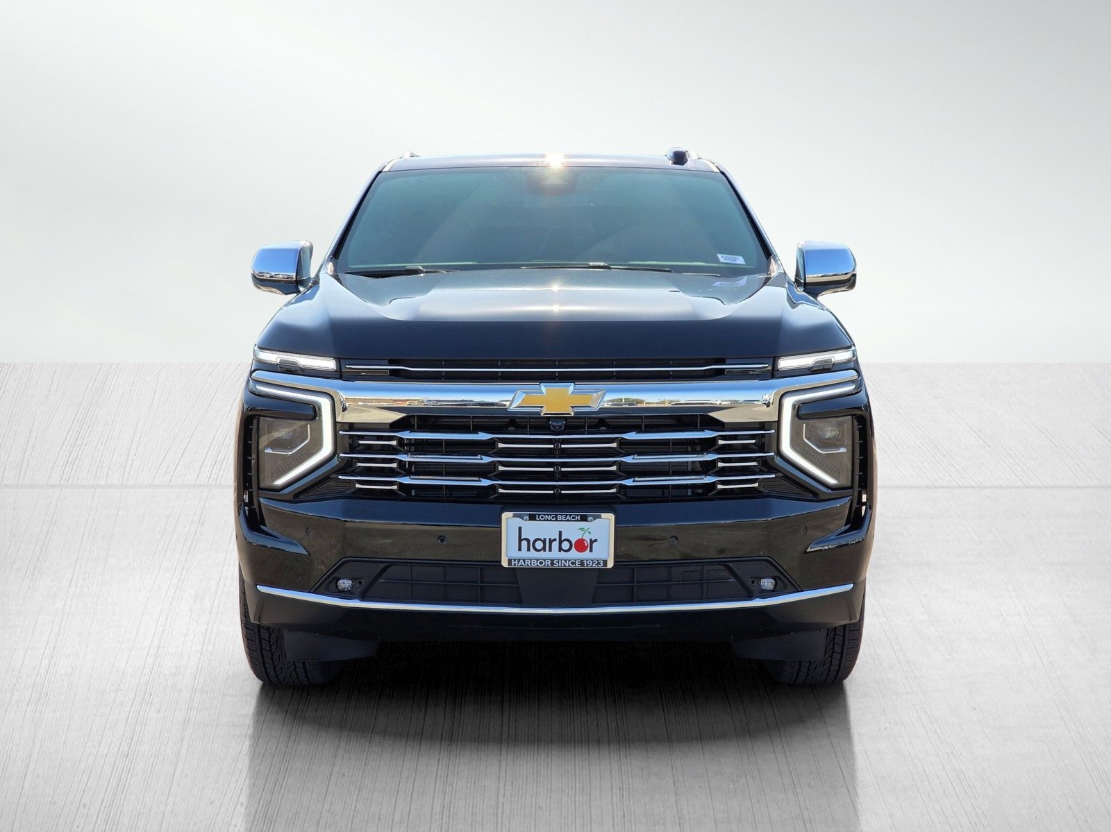 2026 Chevrolet Tahoe Premier photo 2