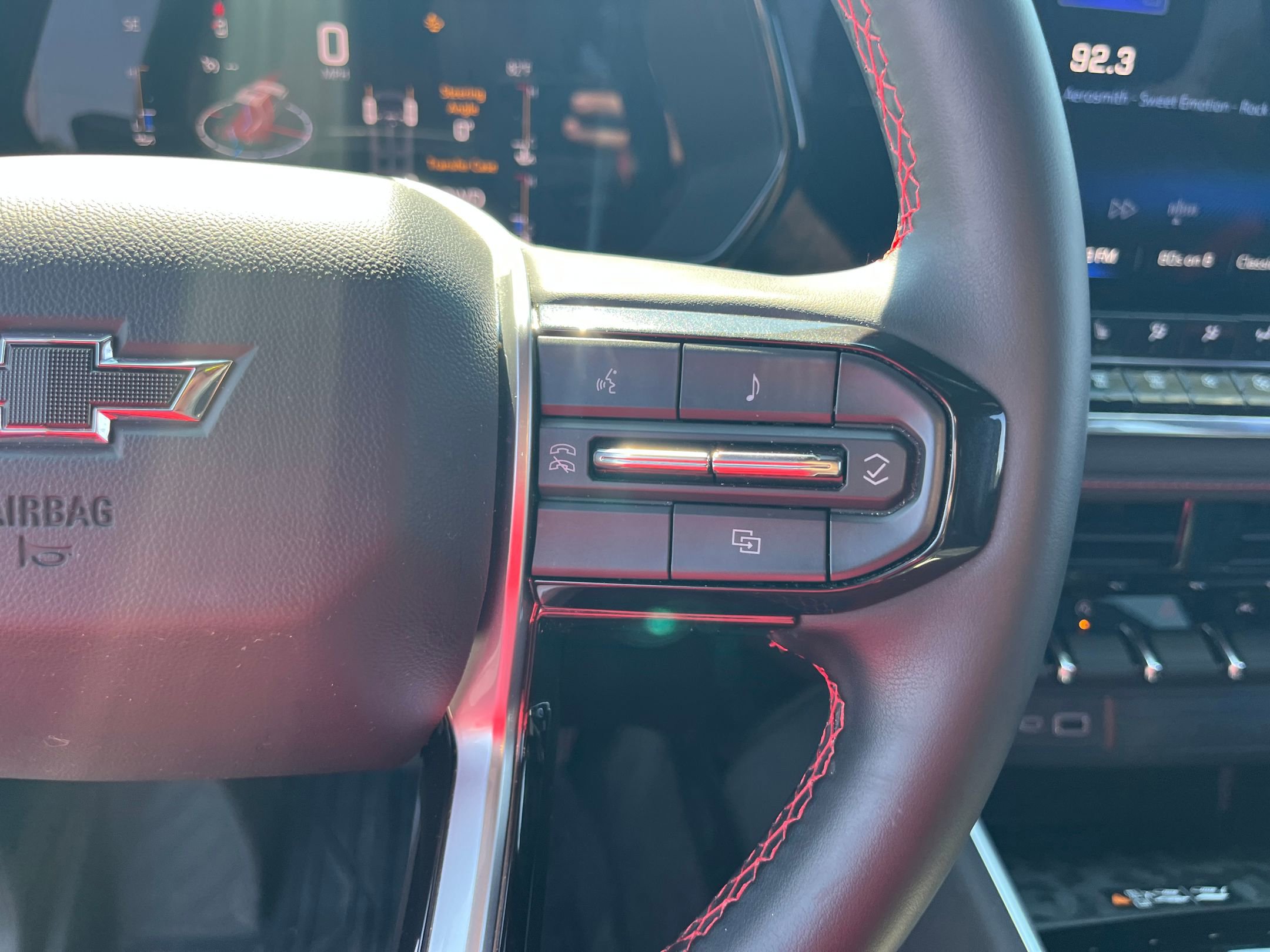 2023 Chevrolet Colorado Z71 photo 18