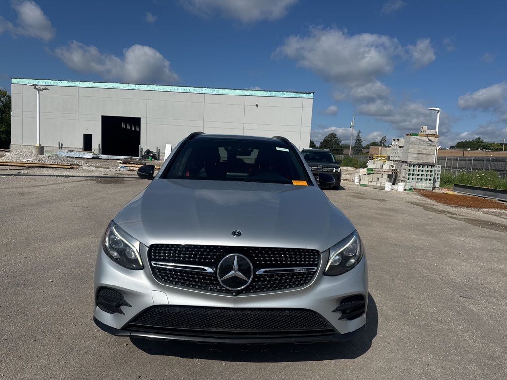2019 Mercedes Benz GLC 43 AMG 4MATIC photo 4