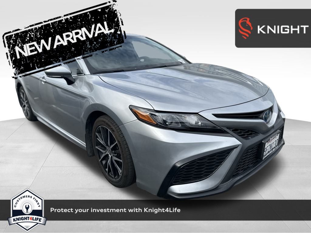 2023 Toyota Camry SE