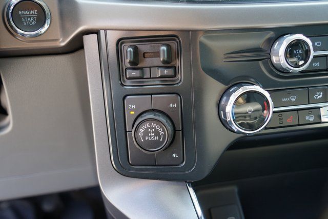 2025 FORD F-150 - Image 38