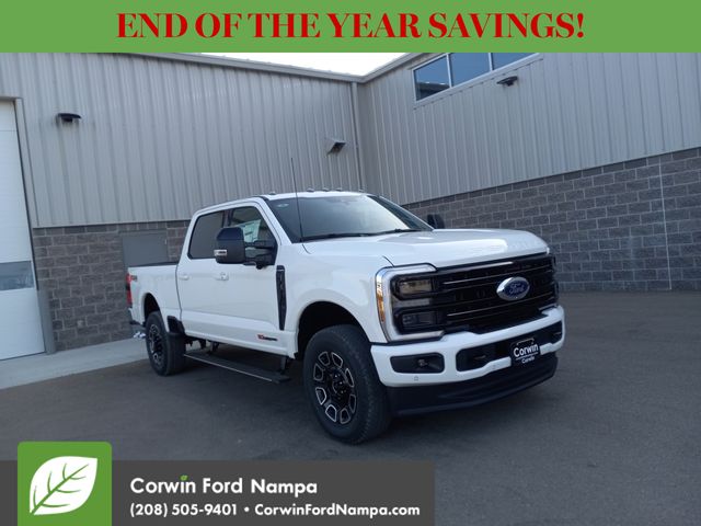 2025 Ford F-350 Super Duty Platinum's photo