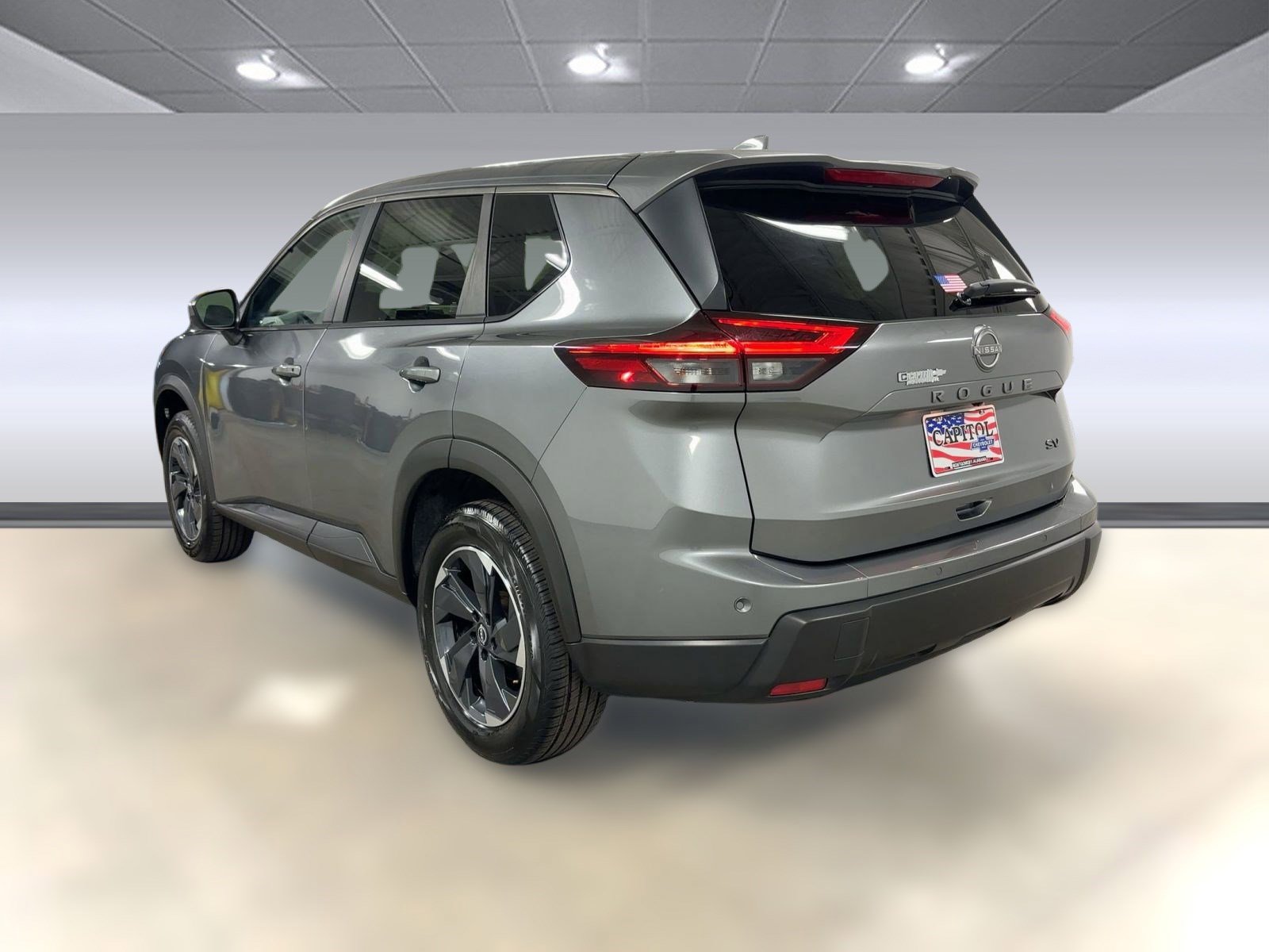 2024 Nissan Rogue SV photo 2