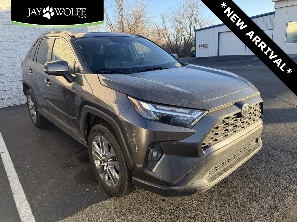 2024 Toyota RAV4 XLE Premium's photo
