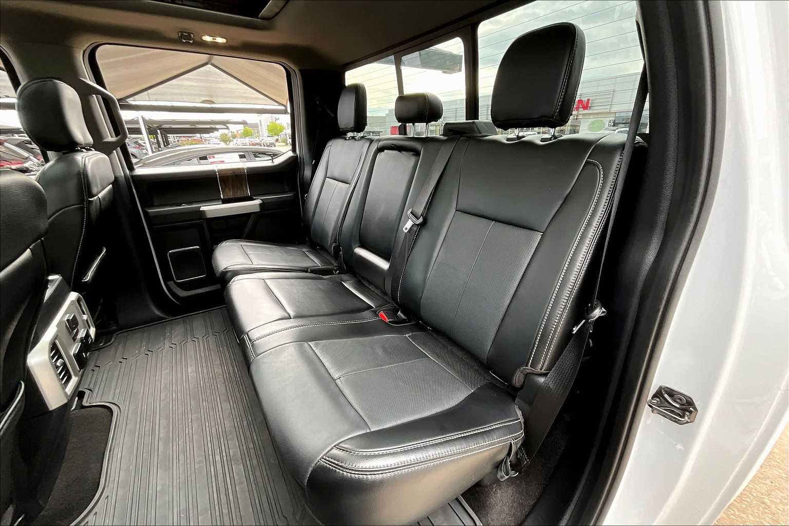 2020 Ford F-150 Lariat photo 17