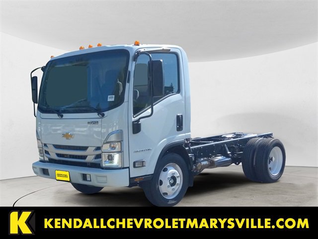2025 Chevrolet Low Cab Forward Base's photo