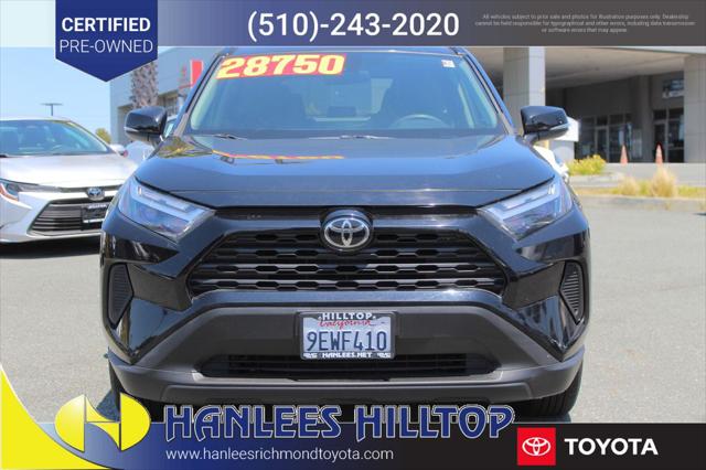 2023 Toyota RAV4 XLE photo 2